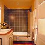 Chateau Les Farcies Du Pech 3*
