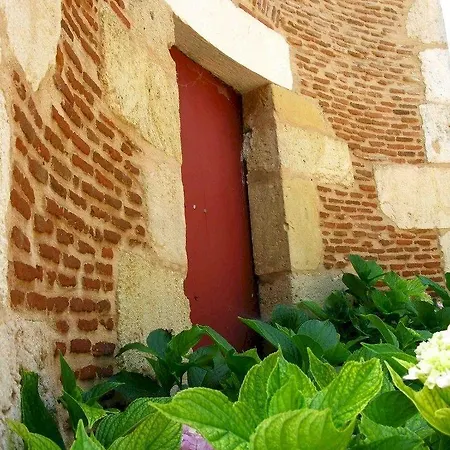 Chateau Les Farcies Du Pech 3* برجراك